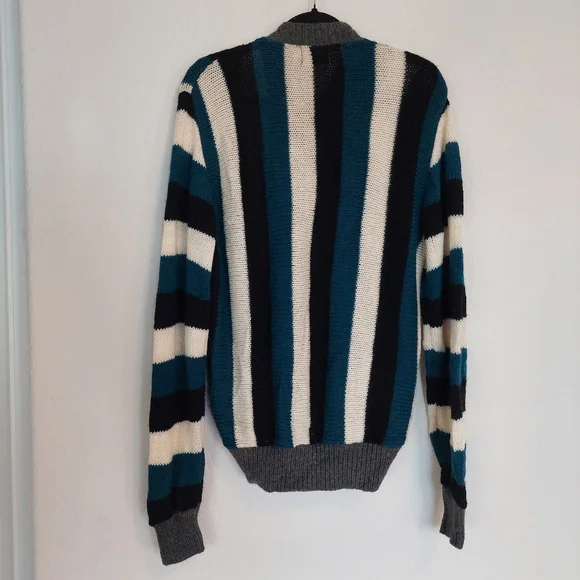 Vintage Campus 100% Virgin Wool  Full Zip Sweater Size Meduim - Picture 4 of 6